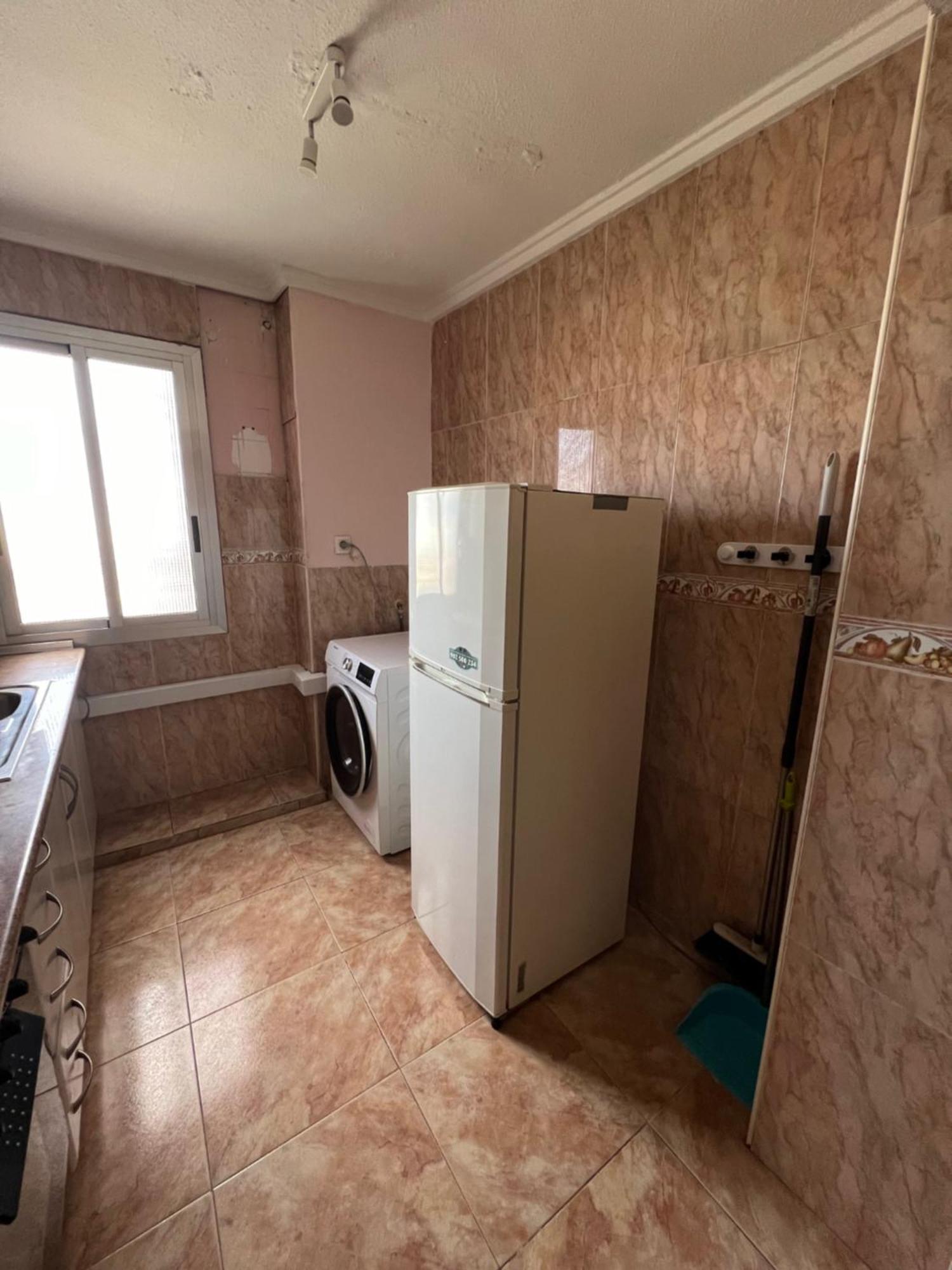 Appartamento Piso Completo Cerca De Artes Y Ciencias Valenza Esterno foto